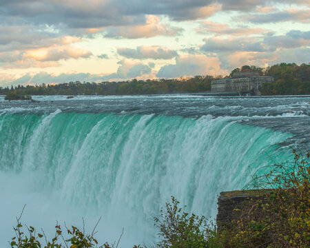 Niagara falls in canada in winter