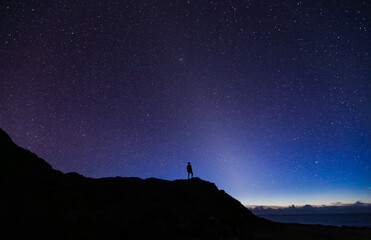 Honolulu, Oahu, Hawaii, stargazing, starry sky and Milky Way - 484784771