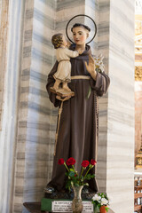 Statue of Saint Antonio with child, Rome, Italy