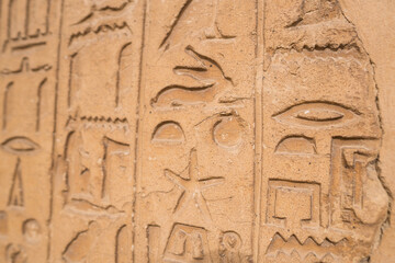  Egyptian hieroglyphic script used by ancient Egyptians to represent their language.