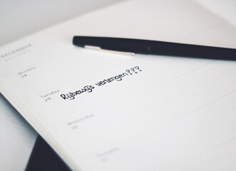 Driver's license reminder in a calendar