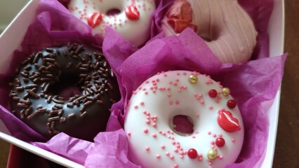 donuts with chocolate