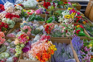 Fototapeta na wymiar Plastic Flowers Market