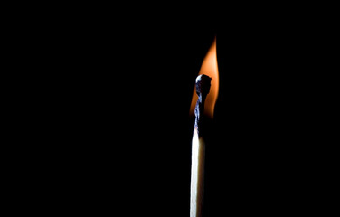 Streichholz brennt ab 5