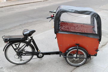 Fototapeta na wymiar modified bicycle for passenger transport