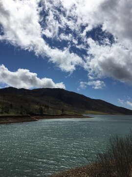Waves, Sky, Beach and Shore of Lake Nozoriko Gunma Japan
