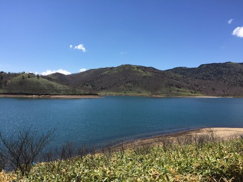 Waves, Sky, Beach and Shore of Lake Nozoriko Gunma Japan