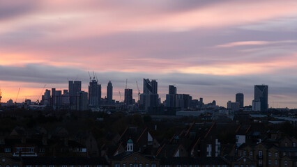 Fototapeta premium city skyline at sunset