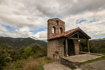 Fototapeta na wymiar Santo Toribio de Liebana, a place of pilgrimage