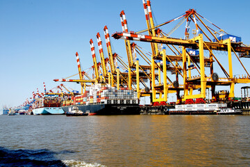 Port, Container Terminal, Bremenports, Bremerhaven, Bremen, Germany, Europe - obrazy, fototapety, plakaty