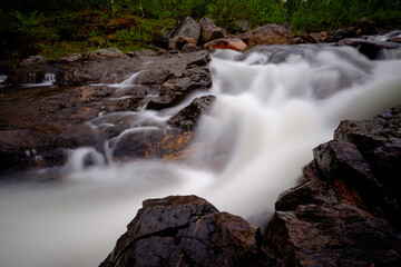 Obraz premium running water in the creek