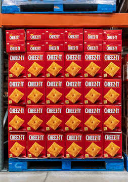 Los Angeles, CA/USA 9/9/2019 Boxes of Cheez-It brand salty baked snack crackers in a pallet for sale in a mega store aisle