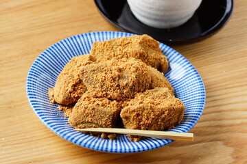 わらび餅　黒糖　和菓子