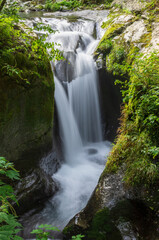 Fototapeta premium 福井県池田町のオウ穴群（龍双ヶ滝近く）