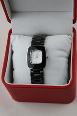 Fashion women's wrist watch in a box