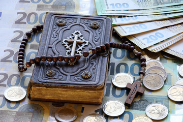 Kirchensteuer, Geld für den Vatikan