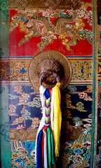 チベット・カム地方 チベット様式のドア