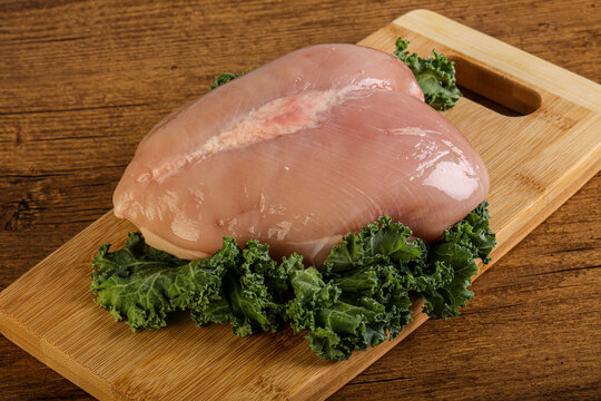 Whole skinless chicken breast fillet