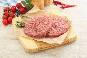 Raw pork cutlet for burger