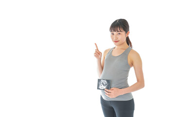 運動をする妊婦