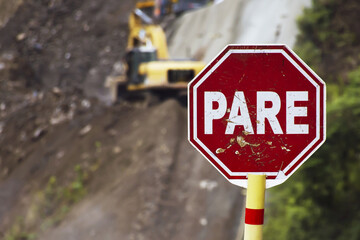 Spanish stop sign Pare in a construction site