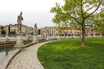 Fototapeta premium Fragment of Prato della Valle in Padua, Veneto, Italy.