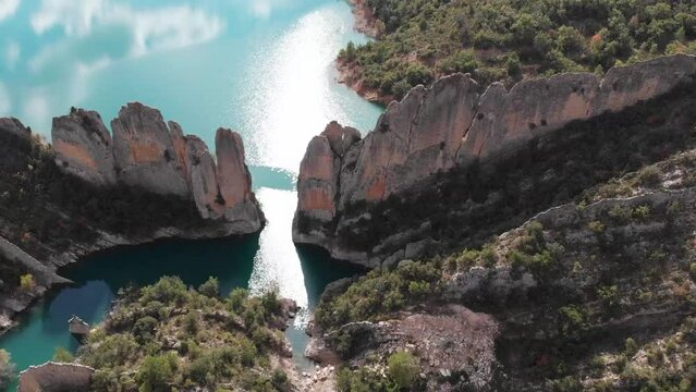 Finestras municipios despoblados y paisajes &uacute;nicos de la provincia de Huesca