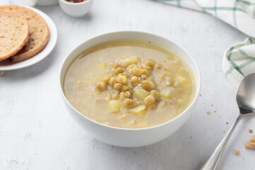 Green pea soup