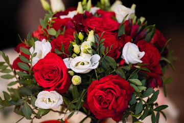Naklejka premium flower, wedding, rose, bouquet, bride, celebration, red, love, white, beautiful, romance, beauty, floral, holding, nature, event, bridal, ceremony, decoration, day, marriage, woman, background, engage