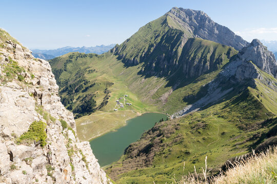 lac de Lessy, vue du sommet de l'Aiguille Verte  