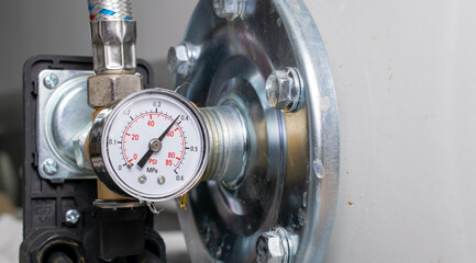 pressure gauge of the hydrophore