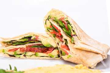 food, traditional, meat, plate, salad, rolled, tomatoes, arabic, pita, shaorma