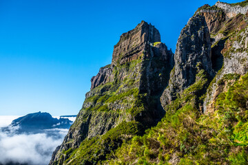 Madeira - From Pico do Arieiro to Pico Ruivo 