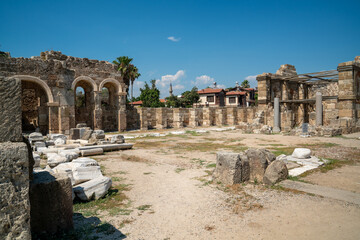 Fototapeta na wymiar Ancient city of Side, old historical buildings and ruins. Antalya TURKEY