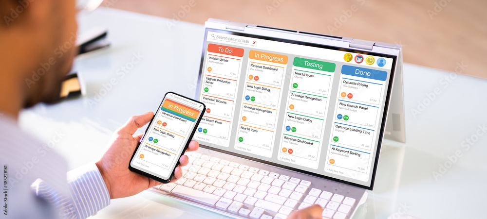 Aufkleber Project Manager Using Agile Software