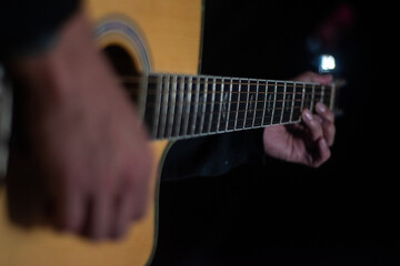 Fototapeta premium man playing guitar