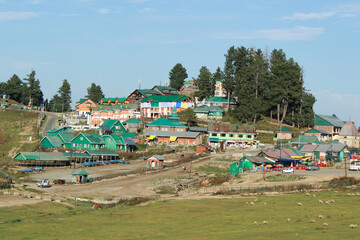 Fototapeta na wymiar The view of the Gulmarg village in Kashmir