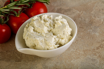 Soft cream cheese with herbs