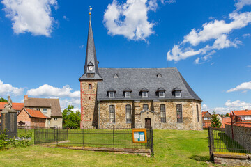 Fototapeta na wymiar Stadt Harzgerode Ortsteil Königerode Kirche St. Andreas