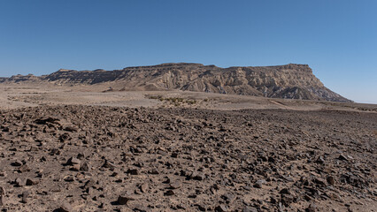 General view of Mount Ardon, 722 m ASL, located to the East of the Ramon Crater, near Mitzpe Ramon, south of Beer Sheba, Negev Desert, Israel