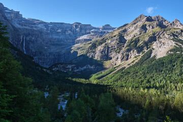 Cirque de Gavarnie with the first rays of sun, Monte Perdido massif. France, Occitanie, Hautes Pyrenees