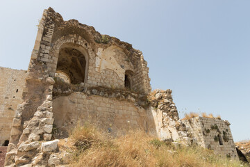 Fototapeta na wymiar Ancient castle ruins