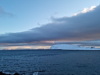 majestic ocean view in the wintertime with sunrise on the skies