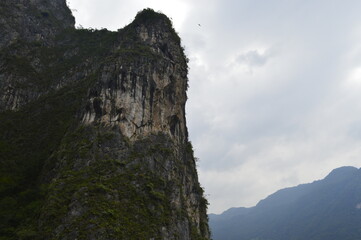 Altura da montanha vista debaixo