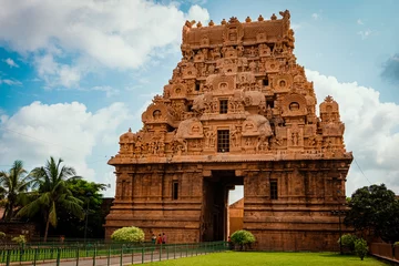 Papier Peint photo Lieu de culte Tanjore Big Temple or Brihadeshwara Temple was built by King Raja Raja Cholan in Thanjavur, Tamil Nadu. It is the very oldest & tallest temple in India. This temple listed in UNESCO's Heritage Sites