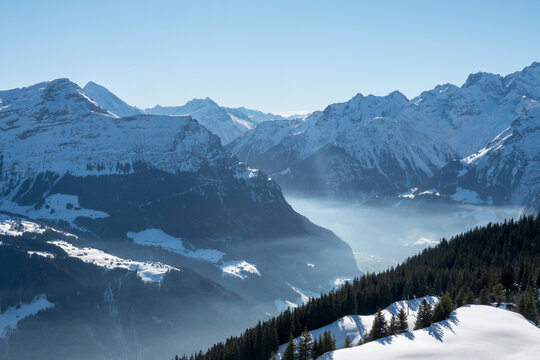 Winterlandschaft in den Schweizer Alpen