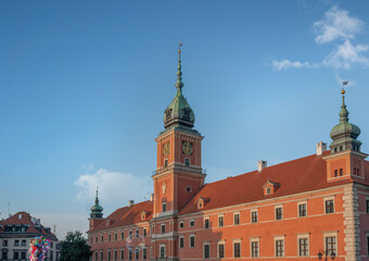 Fototapeta na wymiar Warsaw Royal Castle at Castle Square - Warsaw, Poland