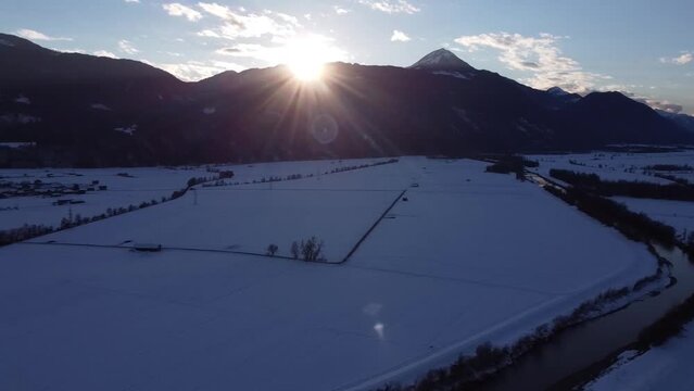 Sonnenuntergang im Winter