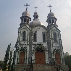 Fototapeta na wymiar Old Ukrainian Church 