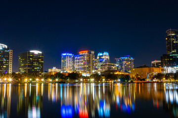 Fototapeta na wymiar Orlando, Florida skyline at Lake Eola